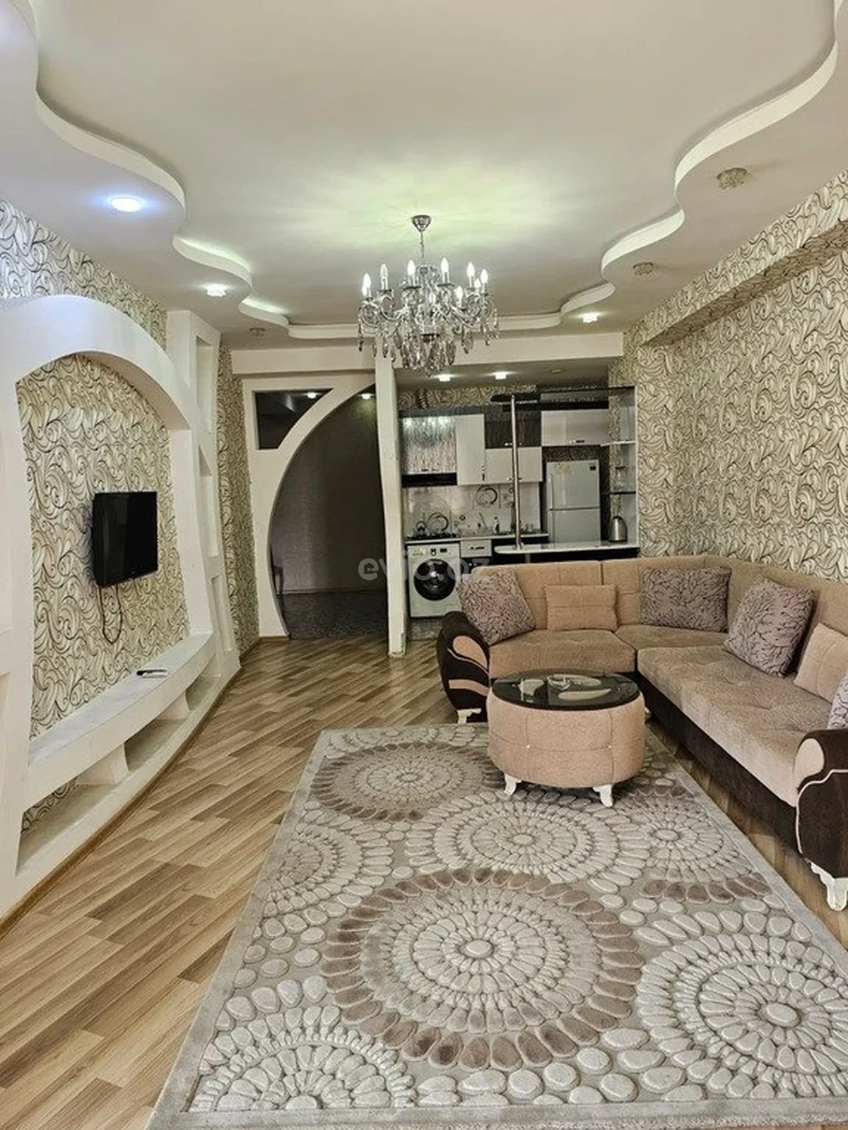 Kirayə 2 otaqlı mənzil Şah İsmayıl Xətai metrosu yaxınlığında — Mənzil, Bakı (2)