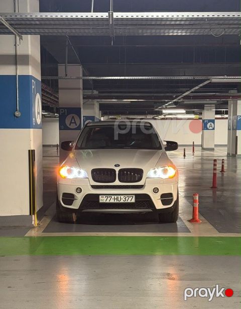 BMW X5, 3.0 L, 2011 il, 290 000 km — Bakı