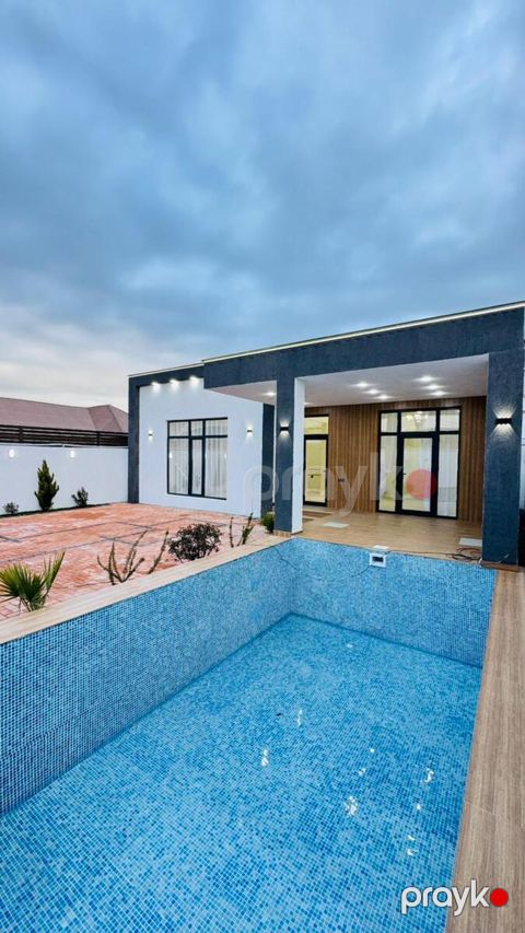 Satılır 4 otaqlı həyət evi/bağ evi 160 m² — Bakı