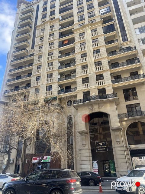 Satılır 4 otaqlı yeni tikili 278 m² — Bakı