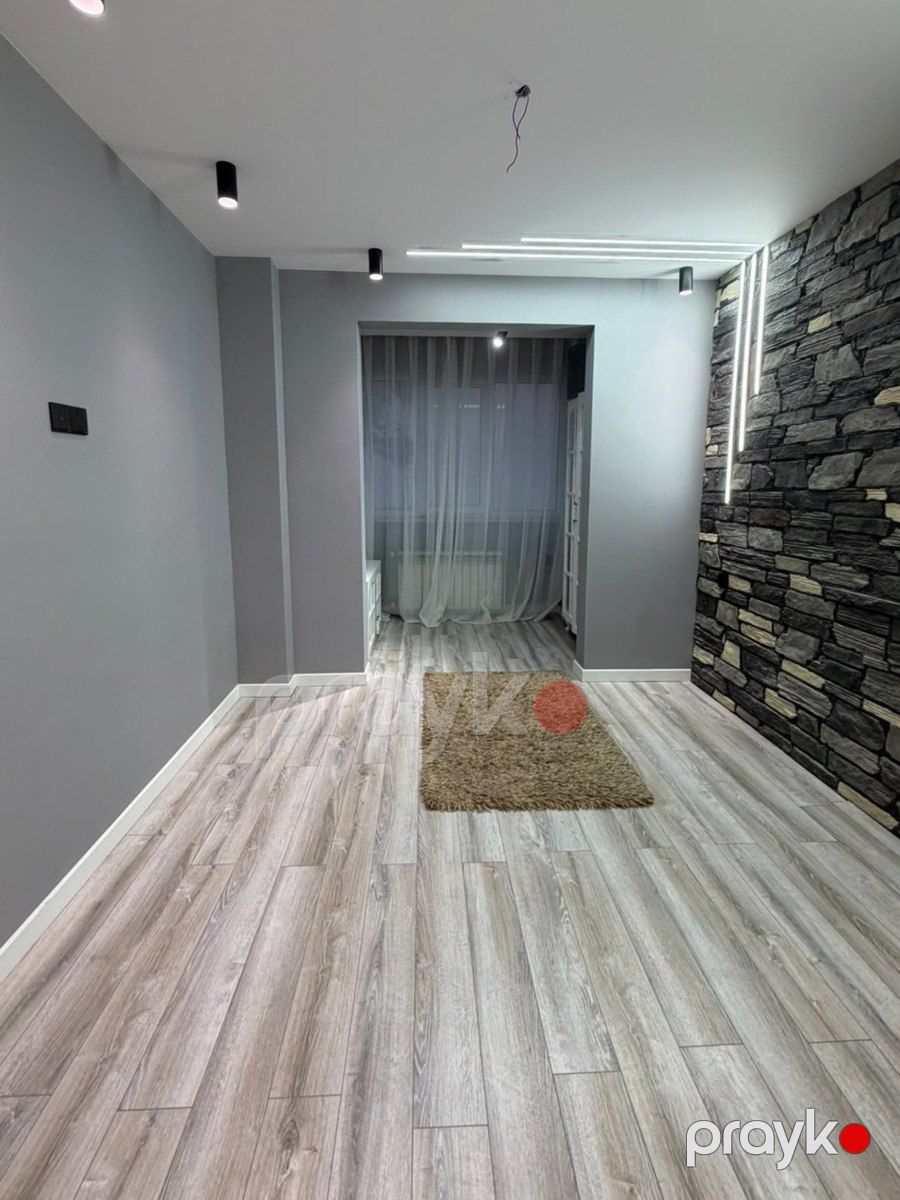 Satılır 3 otaqlı köhnə tikili 80 m² — Mənzil, Bakı (12)