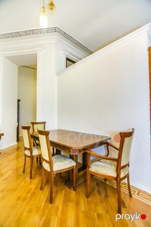 Satılır 4 otaqlı köhnə tikili 130 m² — Mənzil, Bakı (9)