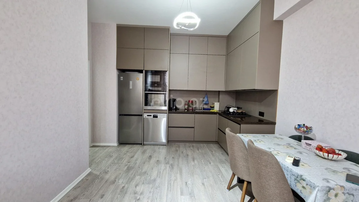 3 otaqlı tam təmirli mənzil satılır Yeni Günəşli qəsəbəsində — Mənzil, Bakı (9)