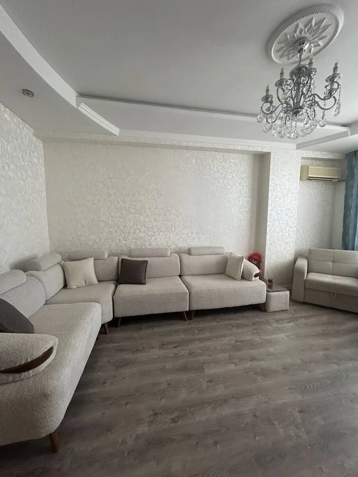 3 otaqlı tam təmirli mənzil satılır 8-ci mikrorayonda — Mənzil, Bakı (2)