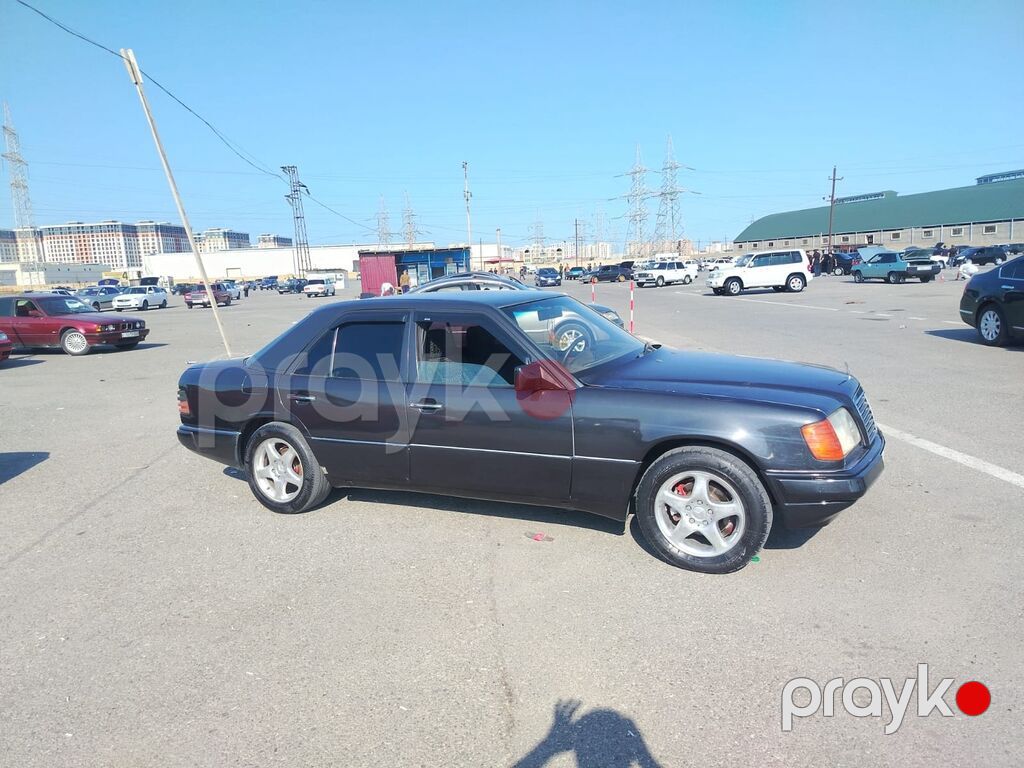 Mercedes-Benz E 200: 2 l 1991 il Sedan — Avtomobillər, Bakı (3)