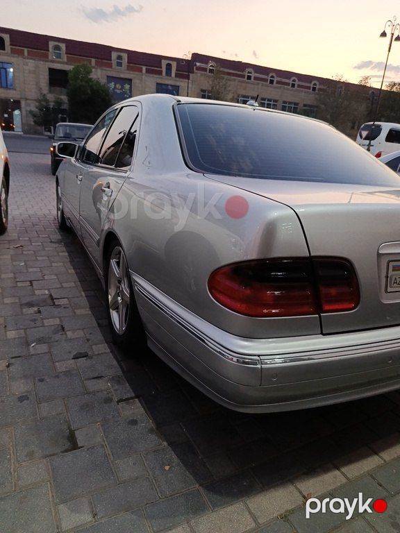 Mercedes E 320, 3.2 L, 2000 il, 138 745 km — Avtomobillər, Gəncə (2)