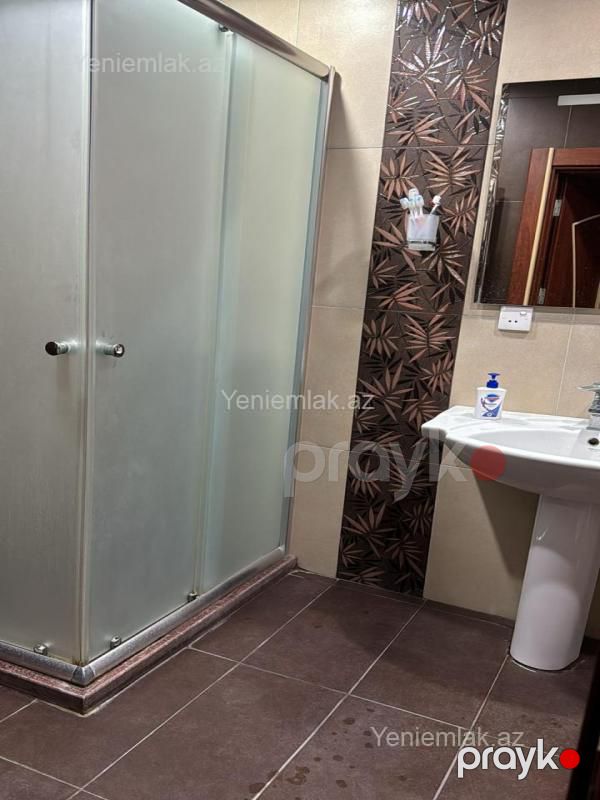 Satılır 4 otaqlı Bina evi menzil (Yeni tikili), 160 m², Binəqədi rayonu — Mənzil, Bakı (10)