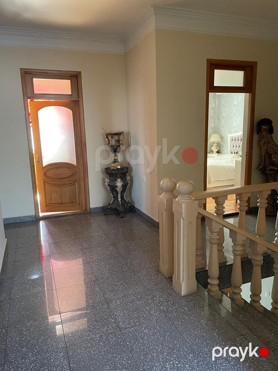 Satılır 6 otaqlı həyət evi/bağ evi 300 m² — Ev, villa, Bakı (12)