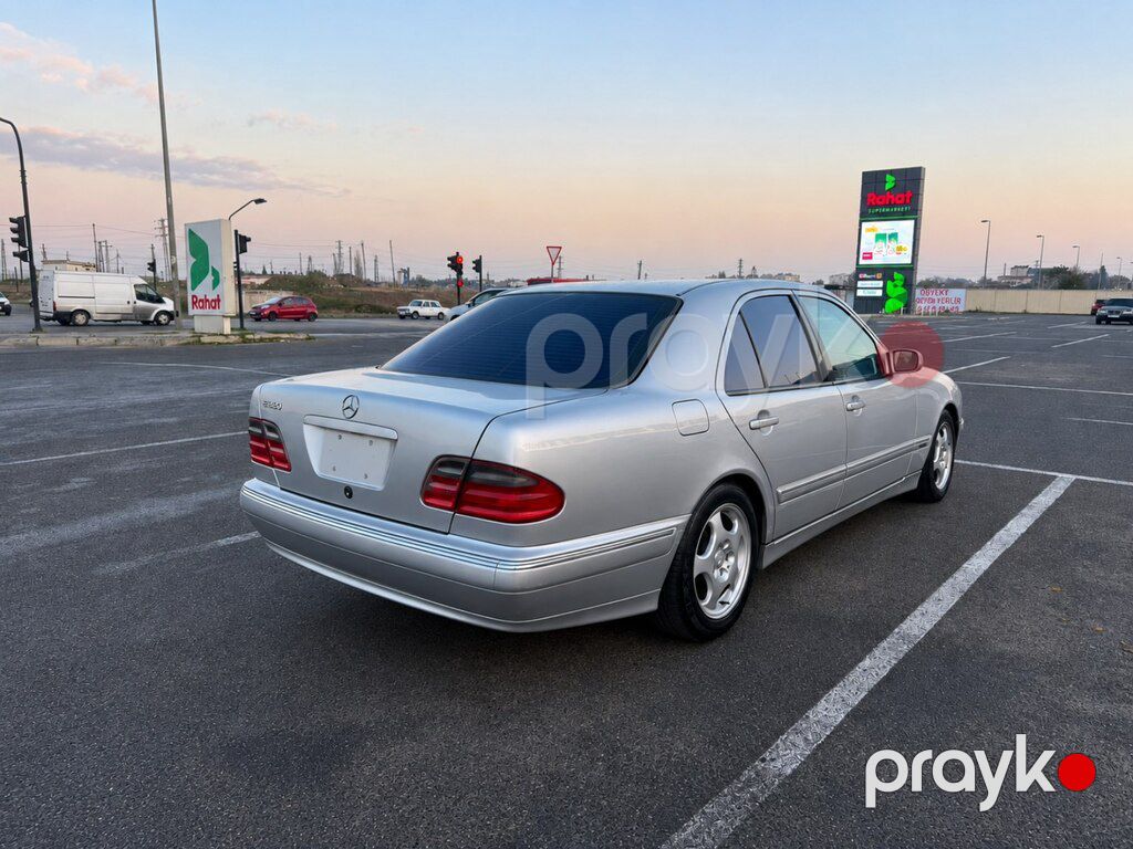 Mercedes E 320, 3.2 L, 2001 il, 355 000 km — Avtomobillər, Balakən (3)