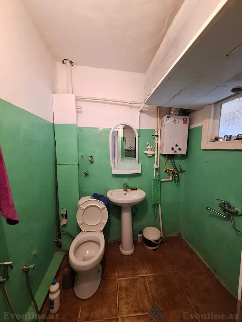 Satılır 3 otaqlı Mənzil Köhnə tikili 80 m² Bakı, Xətai r — Mənzil, Bakı (2)