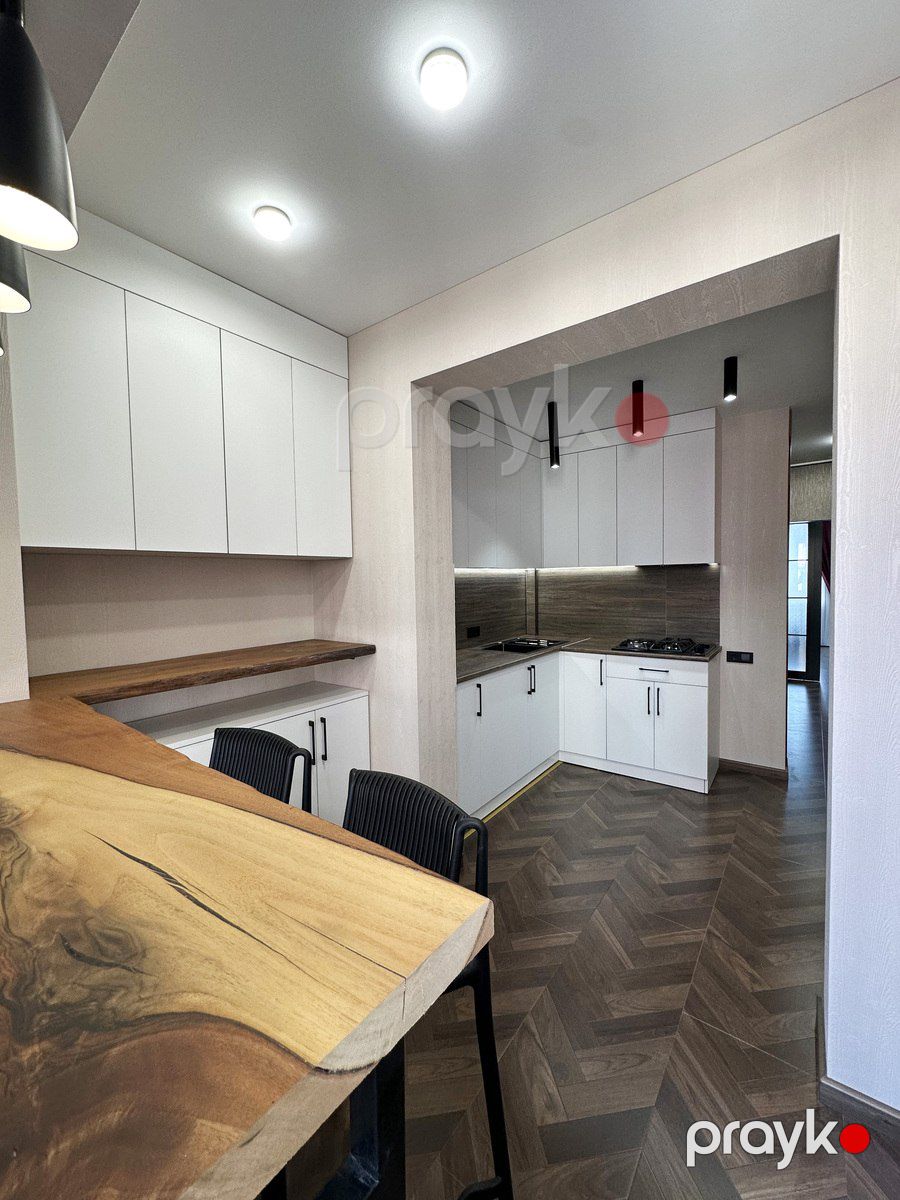 Satılır 2 otaqlı köhnə tikili 55 m² — Mənzil, Bakı (4)