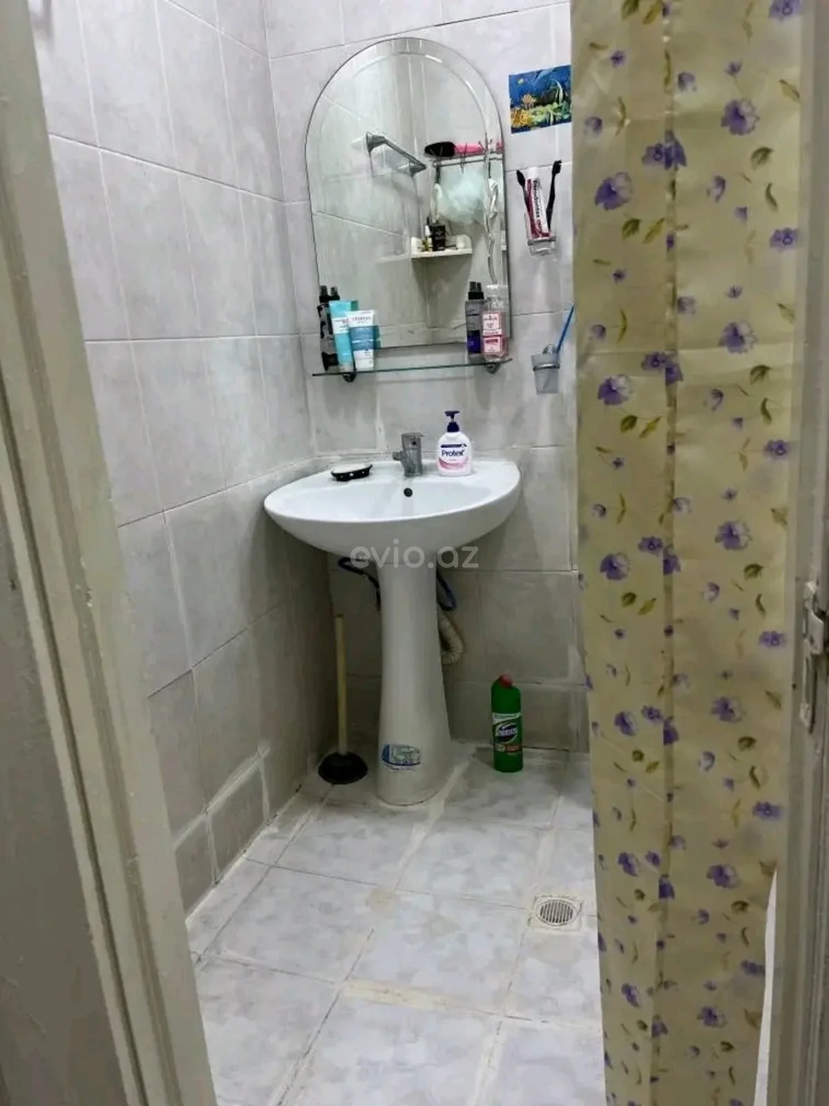 2 otaqlı orta təmirli mənzil satılır Bakıxanov qəsəbəsində — Mənzil, Bakı (7)