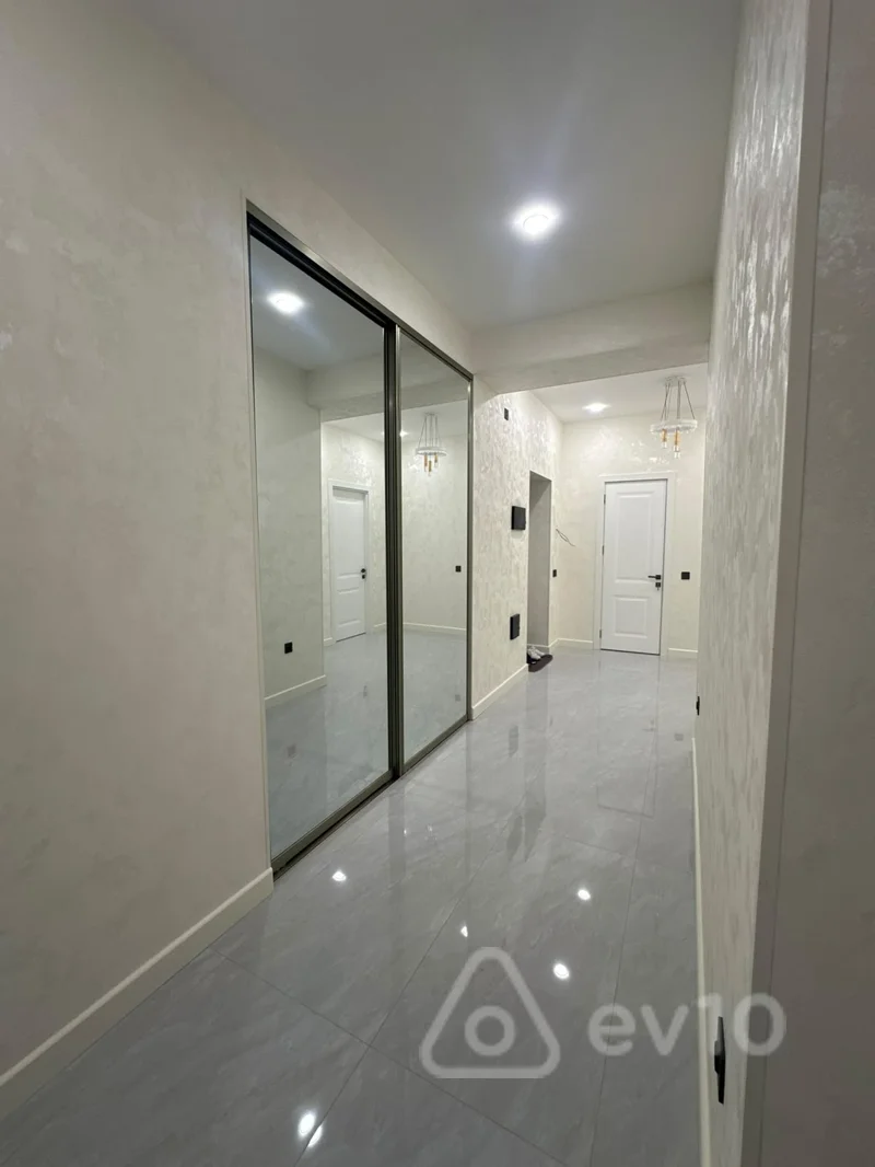 2 otaqlı mənzil, 112 m², azadliq metro — kirayə — Mənzil, Bakı (10)