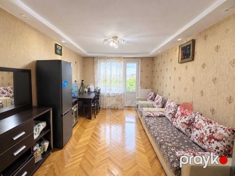 Satılır 3 otaqlı köhnə tikili 70 m² — Bakı