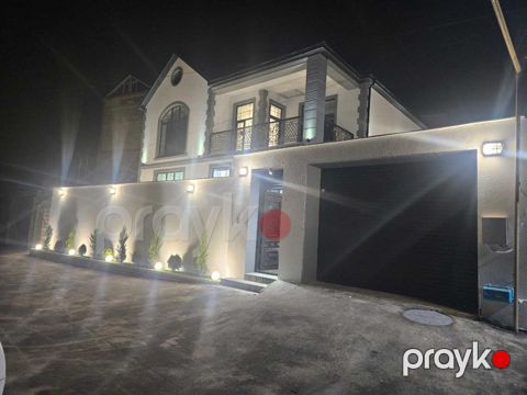Satılır 4 otaqlı həyət evi/bağ evi 270 m² — Bakı