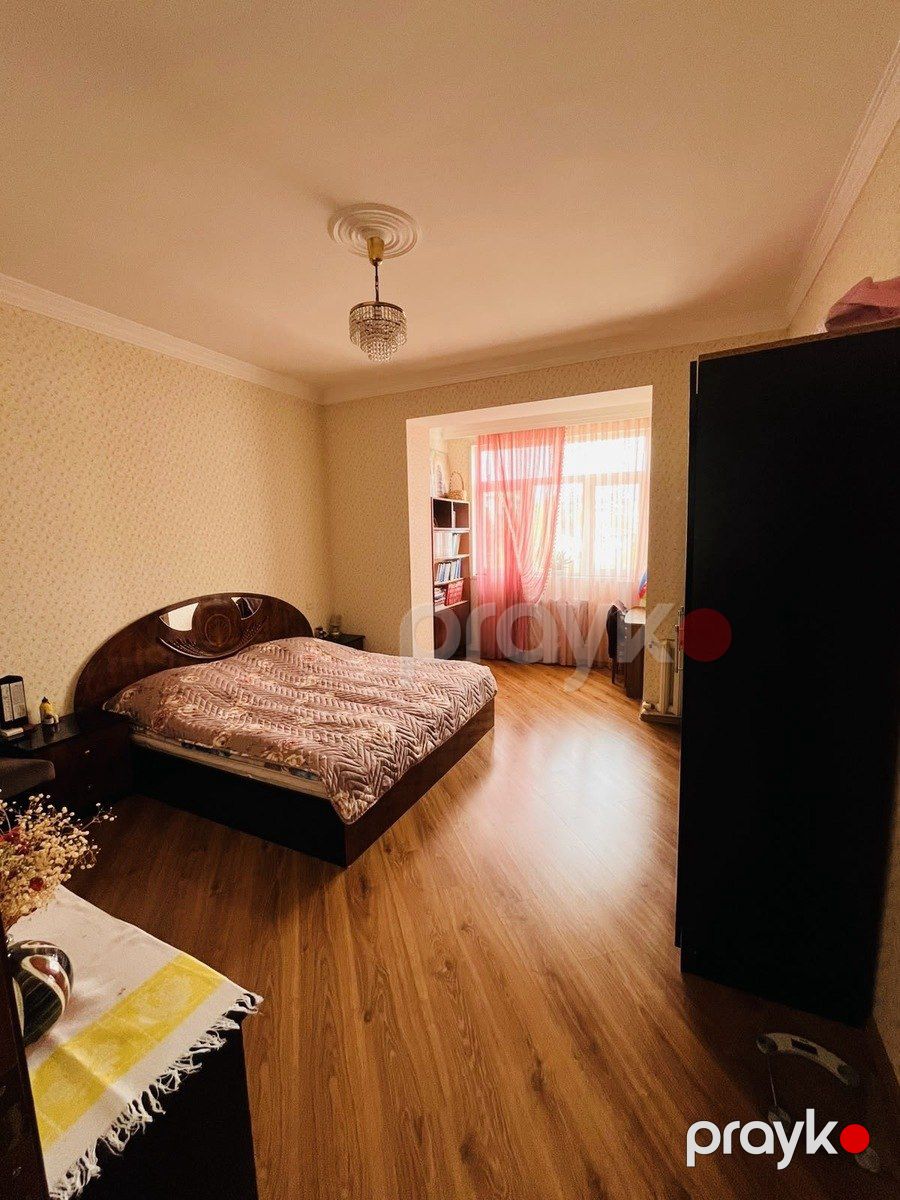 Satılır 2 otaqlı köhnə tikili 61 m² — Mənzil, Bakı (5)