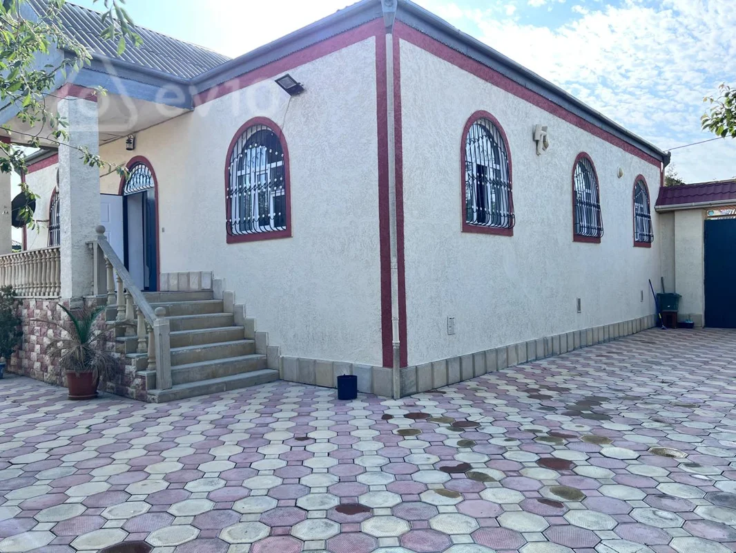 4 otaqlı həyət evi, 150 m², Mərkəzi küç — Bakı
