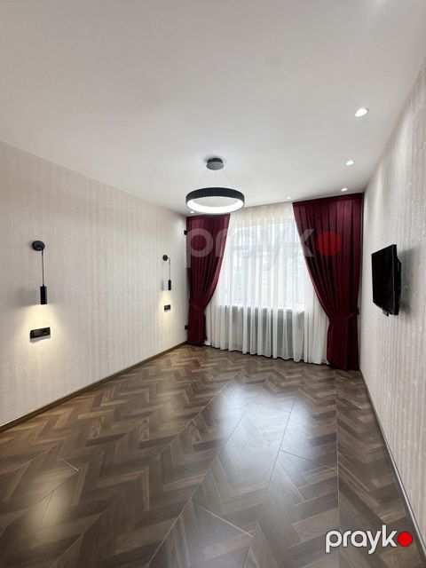 Satılır 2 otaqlı köhnə tikili 55 m² — Bakı