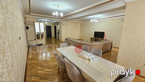 Satılır 3 otaqlı yeni tikili 130 m² — Bakı