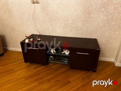 TV altlığı — Bakı