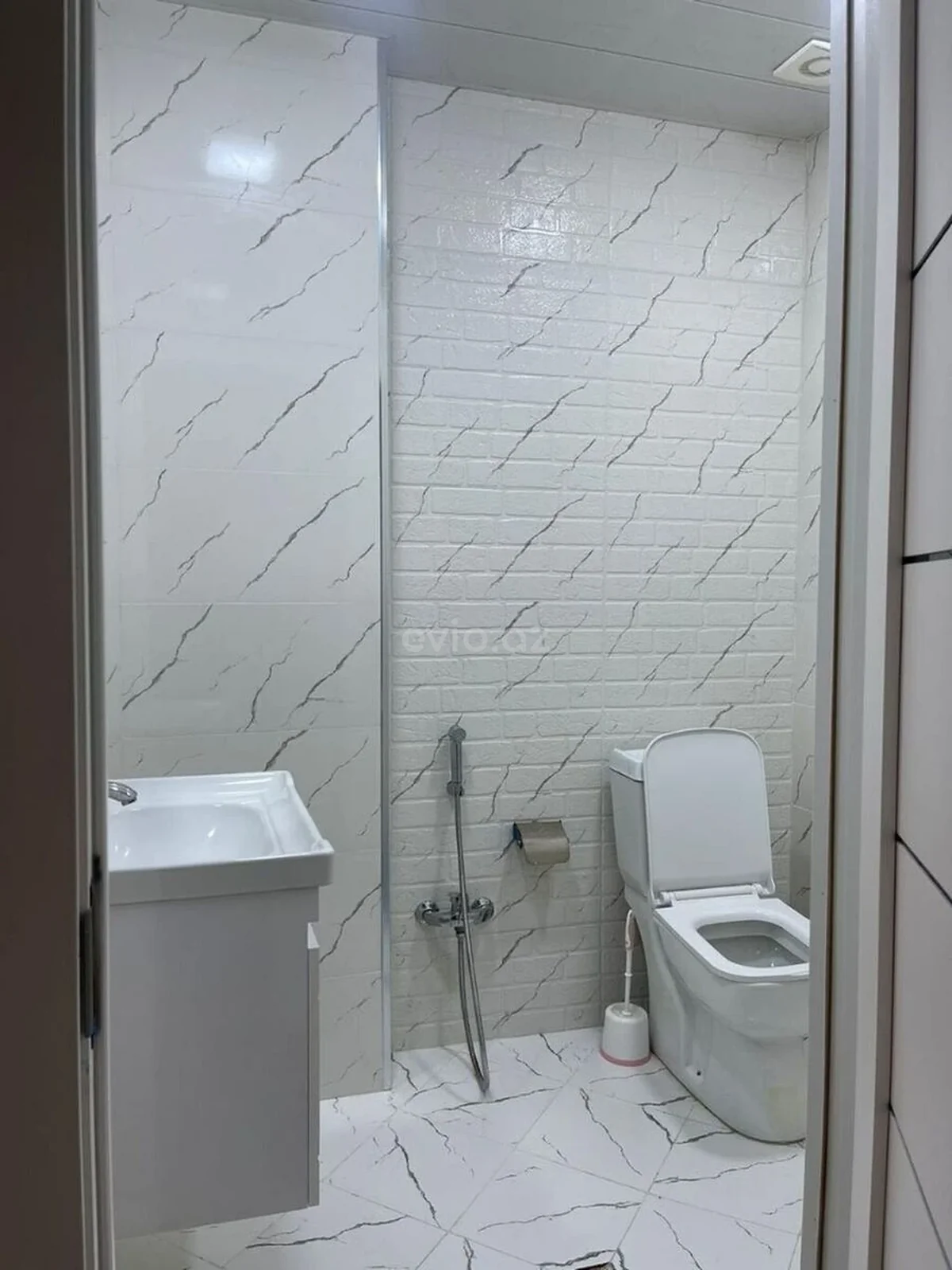 Kirayə 3 otaqlı mənzil Şah İsmayıl Xətai metrosu yaxınlığında — Mənzil, Bakı (3)