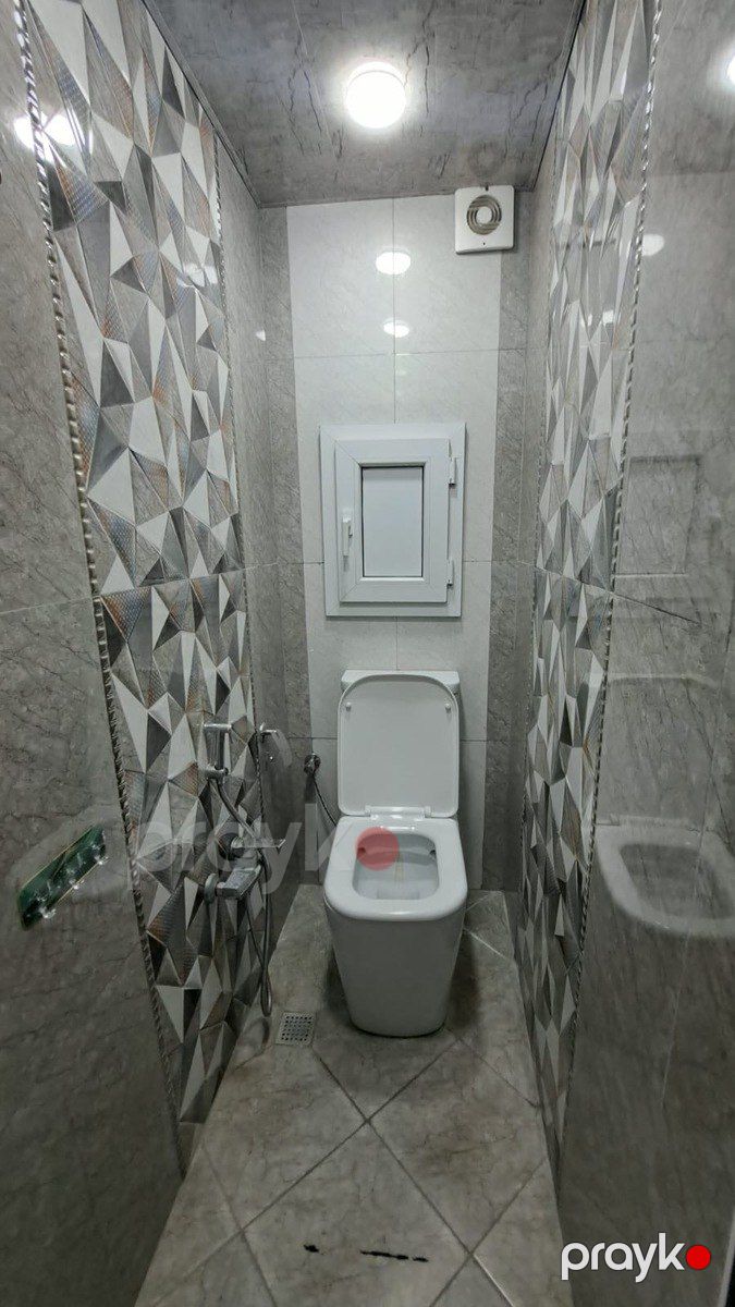 İcarəyə verilir 2 otaqlı köhnə tikili 65 m² — Mənzil, Bakı (11)