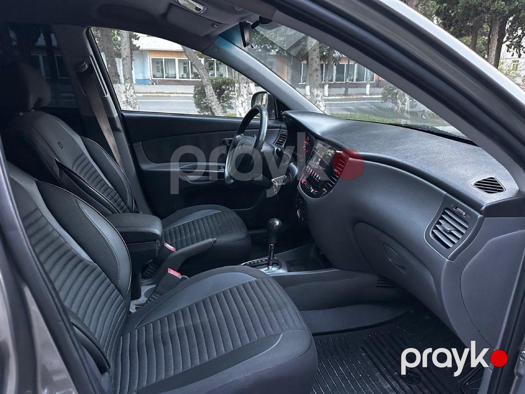 Kia Rio, 1.4 L, 2011 il, 221 000 km — Avtomobillər, Bakı (12)