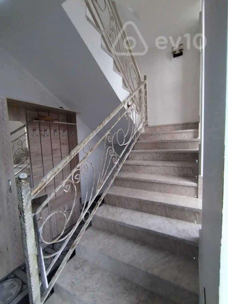 9 otaqlı həyət evi, 420 m², Cingiz xan küc — Ev, villa, Bakı (7)