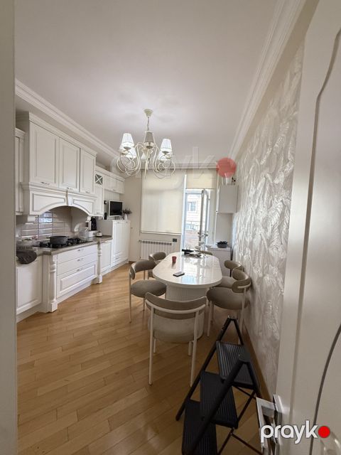 Satılır 3 otaqlı yeni tikili 160 m² — Bakı