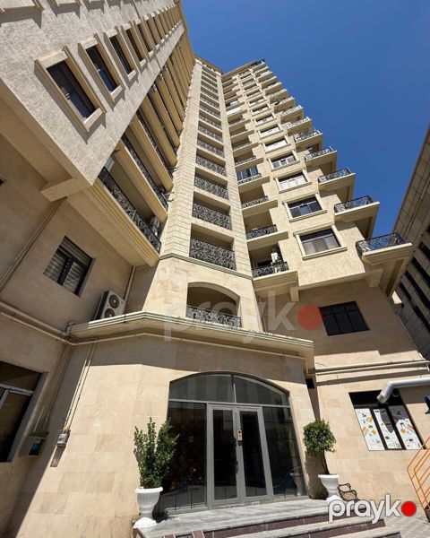 Satılır 4 otaqlı yeni tikili 278 m² — Bakı