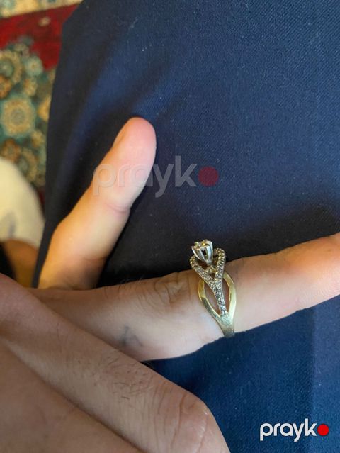 Üzük, Sarı qızıl — Bakı
