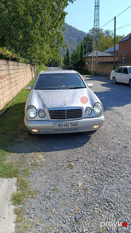 Mercedes E 280, 2.8 L, 1996 il, 500 000 km — Qax