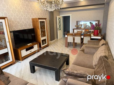 Satılır 3 otaqlı yeni tikili 130 m² — Bakı
