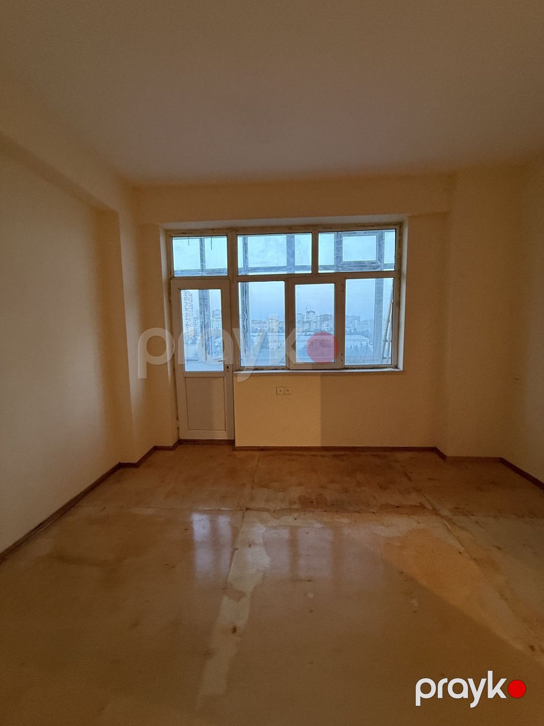 Satılır 2 otaqlı köhnə tikili 61 m² — Mənzil, Bakı (3)
