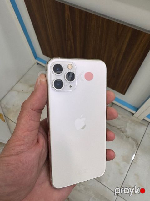 Apple iPhone 11 Pro Silver 256GB/4GB — Bakı