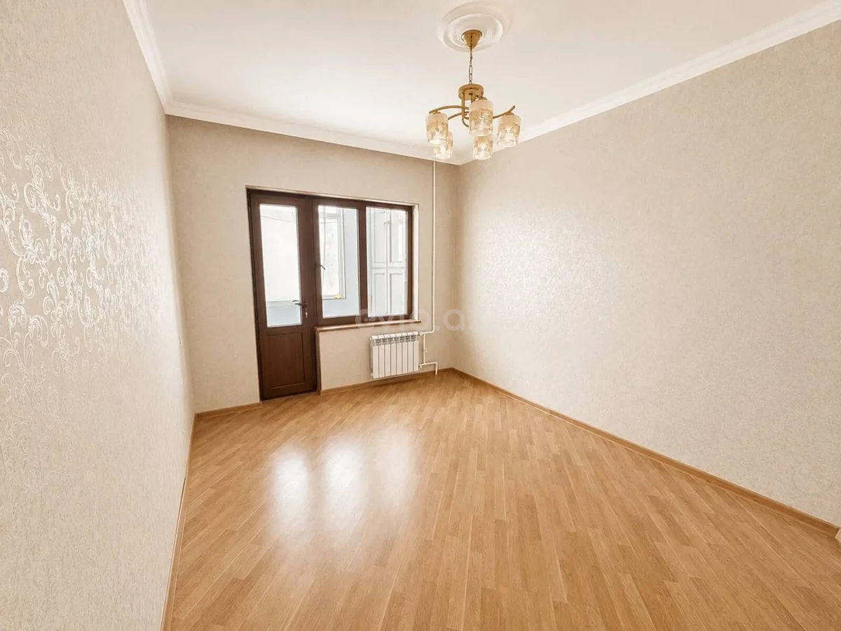 3 otaqlı tam təmirli mənzil satılır Bakıxanov qəsəbəsində — Mənzil, Bakı (9)