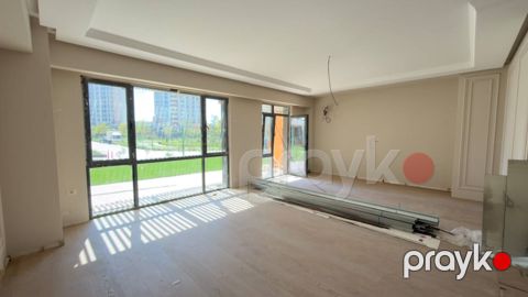 Satılır 4 otaqlı yeni tikili 121 m² — Bakı