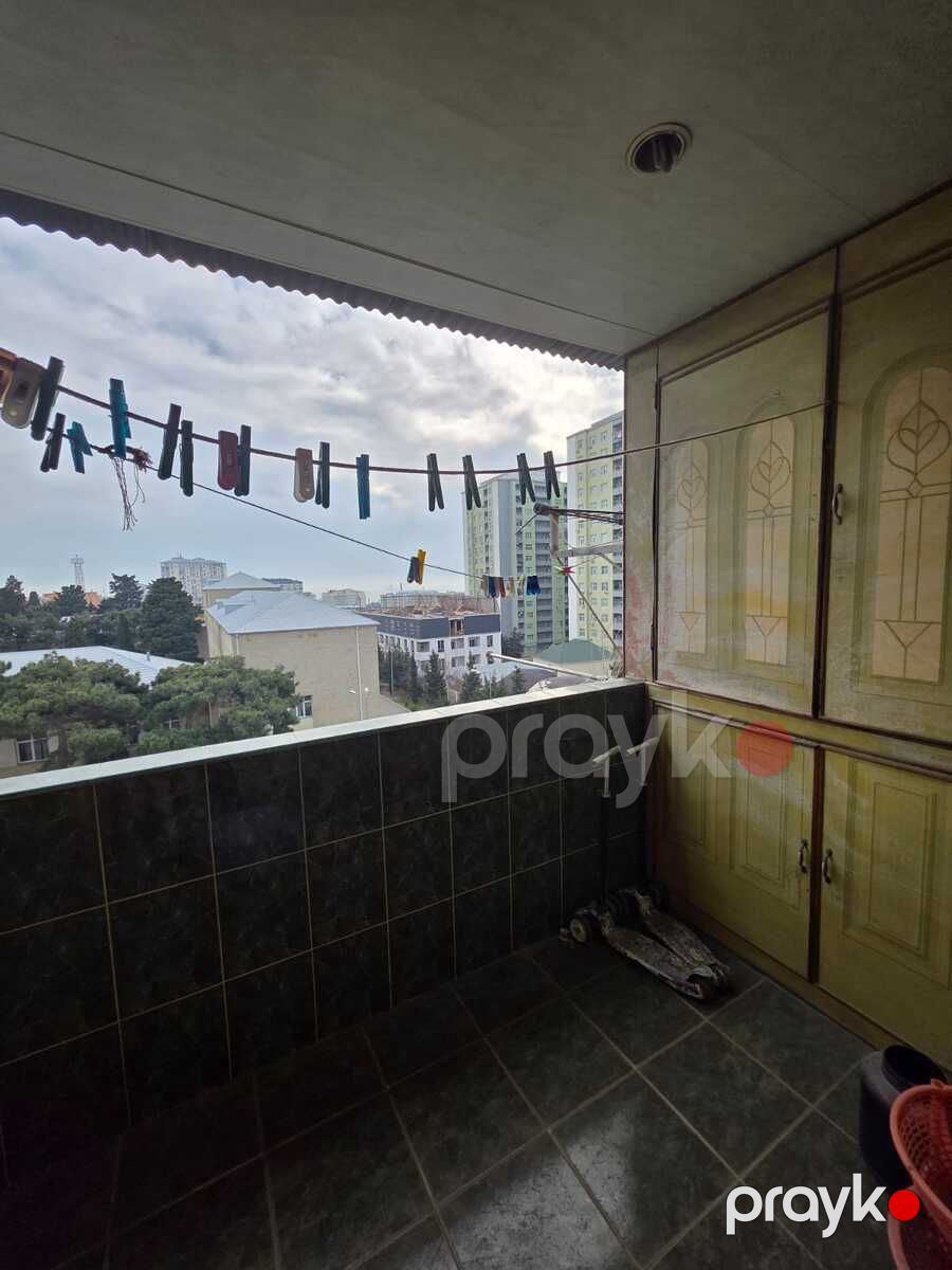 Satılır 2 otaqlı köhnə tikili 65 m² — Mənzil, Bakı (8)