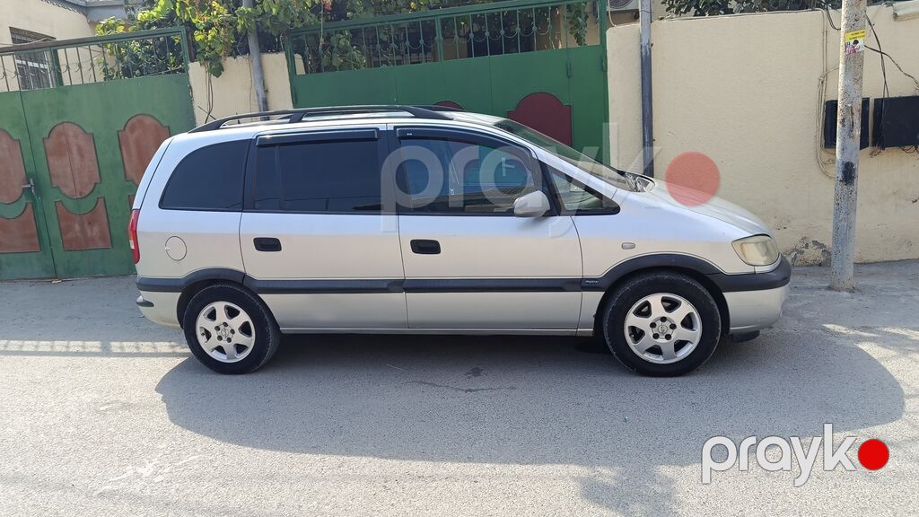 Opel Zafira: 1.8 l Van/Minivan — Avtomobillər, Mehdiabad (2)