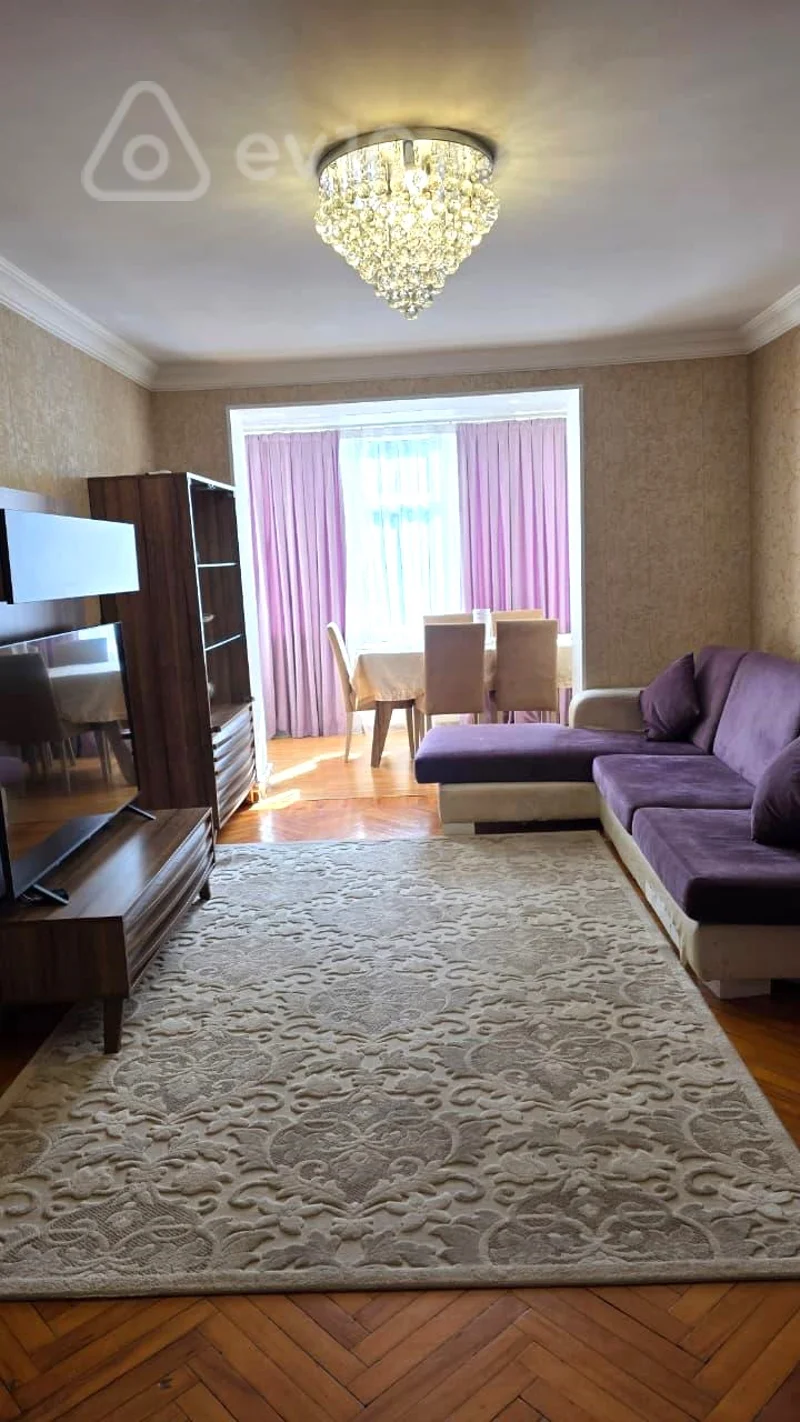 3 otaqlı mənzil, 75 m², Vladimir Mayakovski küçəsi — Bakı