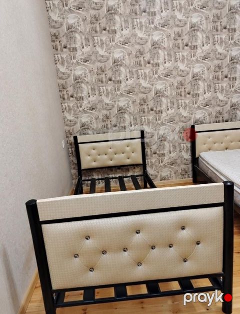 Iki eded carpayi satilir// Matras yoxdur. Qiymet bir ededi 75 azn — Bakı