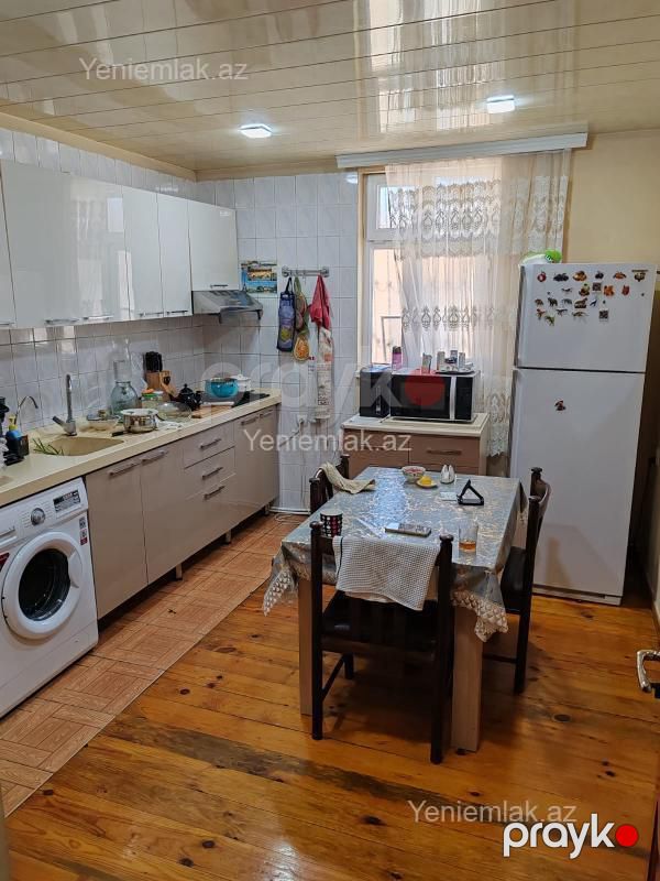 Satılır 6 otaqlı Bina evi menzil (Köhnə tikili), 110 m², Binəqədi rayonu — Mənzil, Bakı (4)