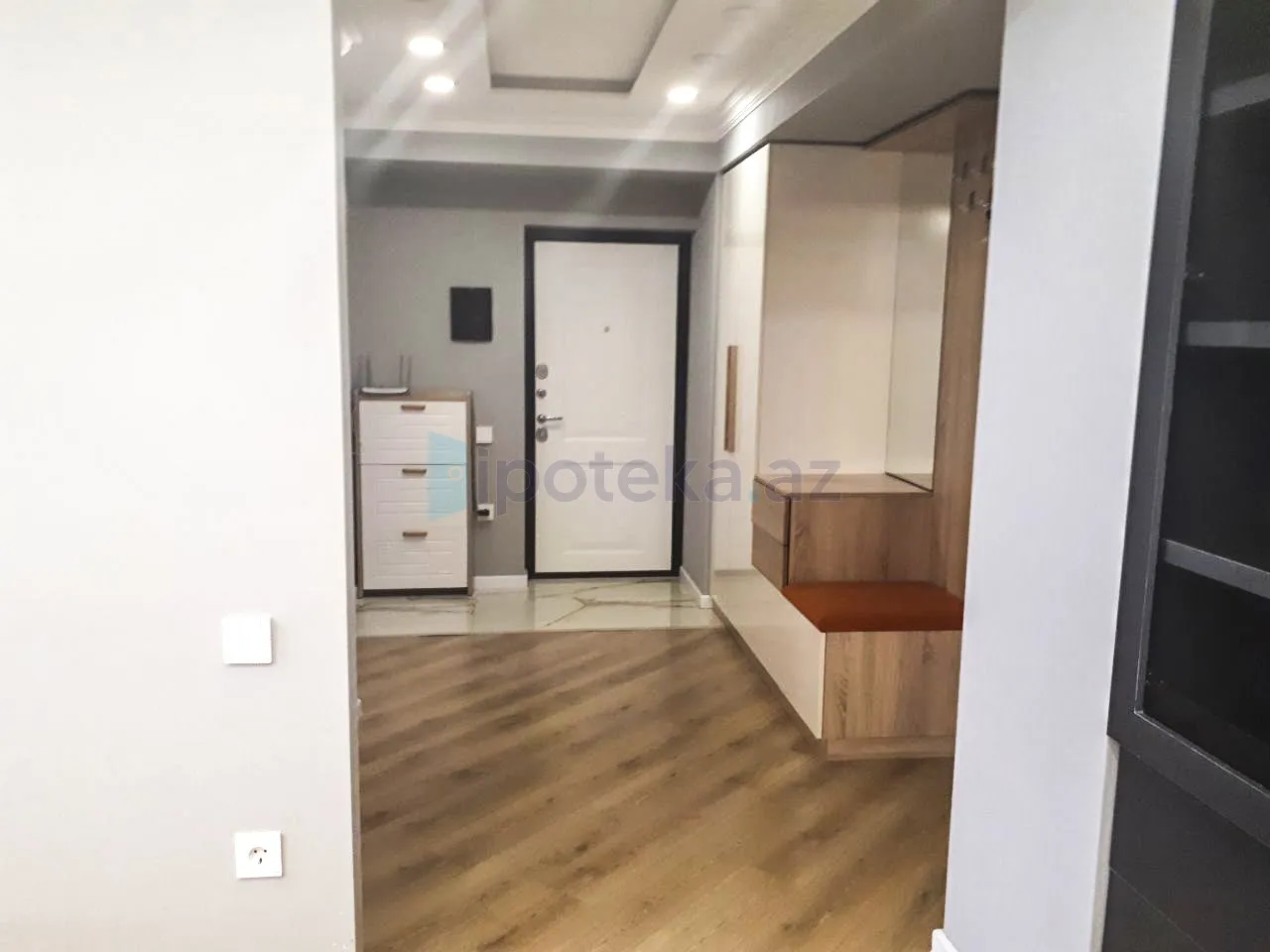 2 Otaq, Köhnə tikili, Səbail r., Badamdar q., 70.00 m² — Mənzil, Badamdar (2)