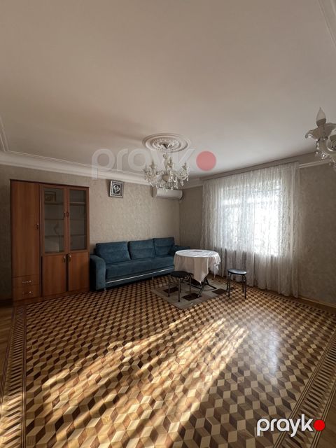 İcarəyə verilir 3 otaqlı köhnə tikili 95 m² — Bakı