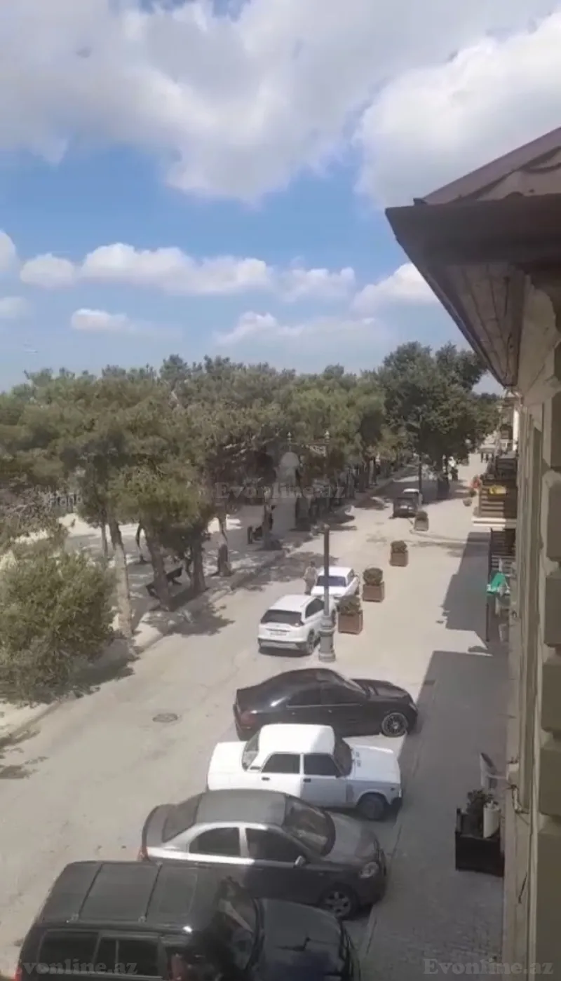 Satılır 1 otaqlı Mənzil Köhnə tikili 36 m² Bakı, Xəzər r., Buzovna — Mənzil, Bakı (6)