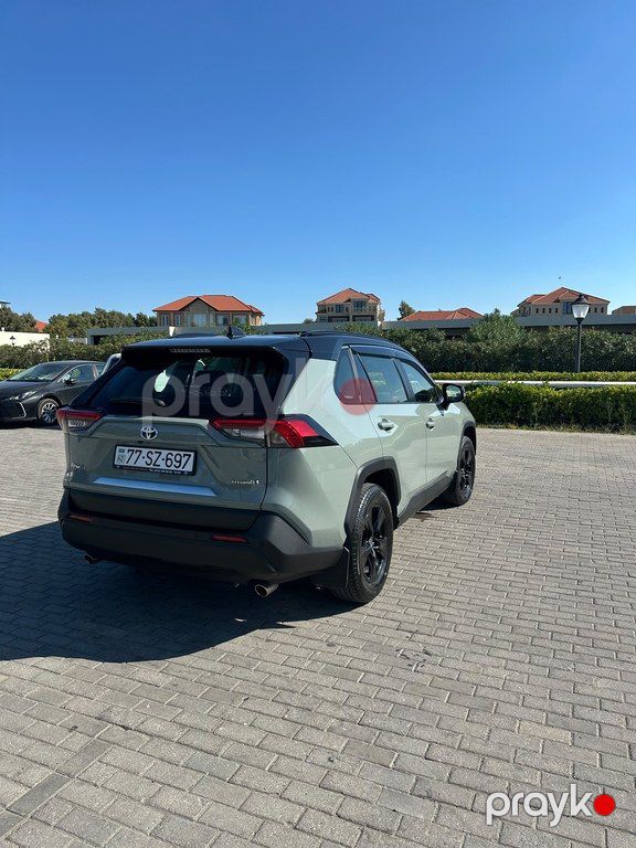Toyota RAV4, 2.5 L, 1.6 kWh, 2024 il, 68 000 km — Avtomobillər, Bakı (4)