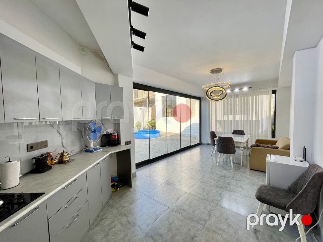 Satılır 5 otaqlı həyət evi/bağ evi 250 m² — Ev, villa, Bakı (6)