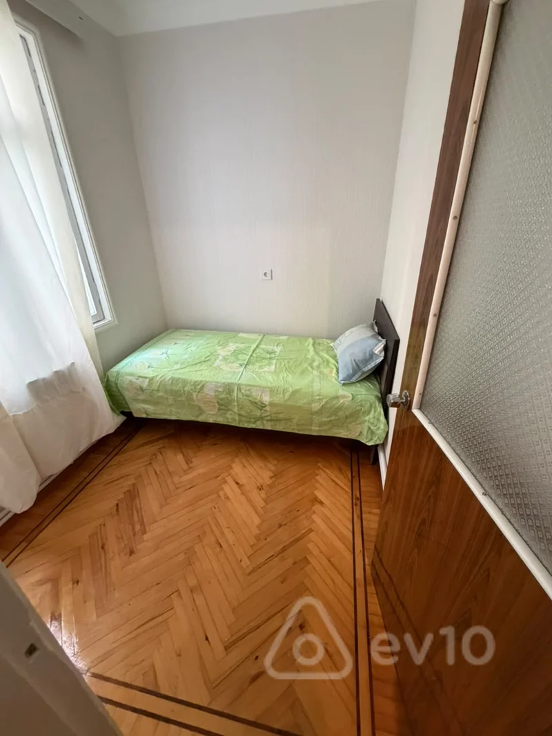 3 otaqlı mənzil, 70 m², Hüseynbala Əliyev küçəsi — kirayə — Mənzil, Bakı (4)