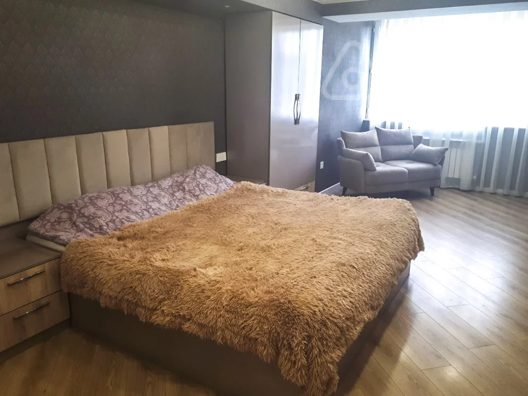 3 otaqlı mənzil, 75 m², Izzət Nəbiyev küçəsi 2A, — kirayə — Mənzil, Bakı (6)