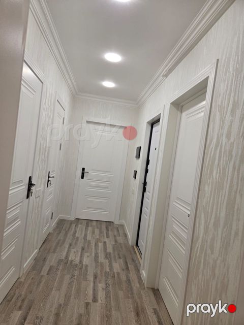 Satılır 2 otaqlı köhnə tikili 64 m² — Bakı